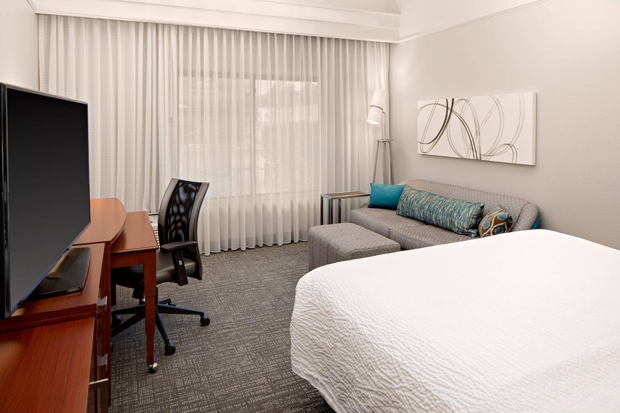 Courtyard By Marriott Houston Rice University Exterior foto