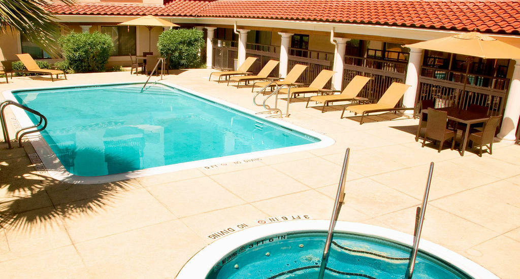 Courtyard By Marriott Houston Rice University Exterior foto